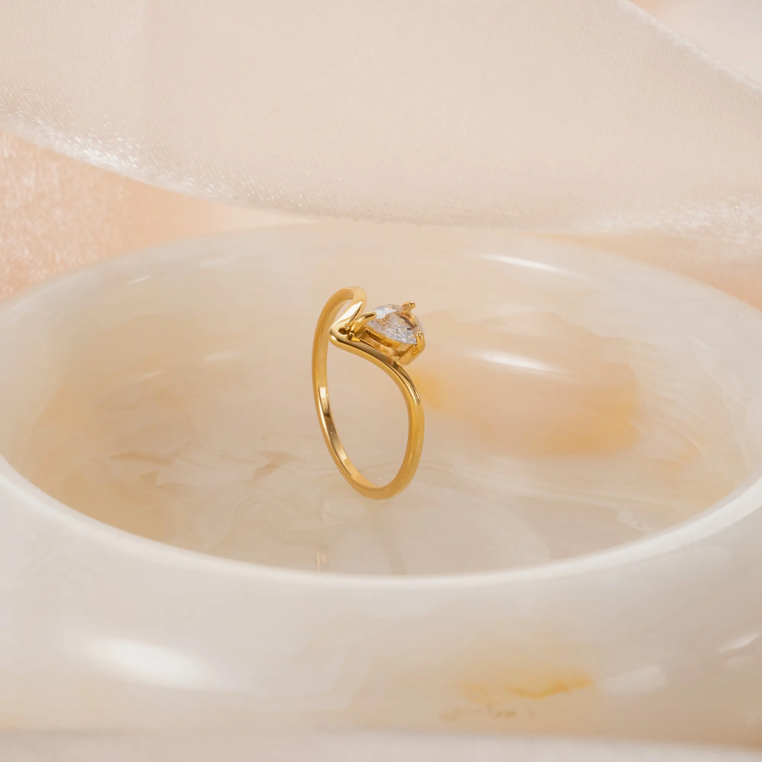 Teardrop V-Shape Gold Plated Finger Ring