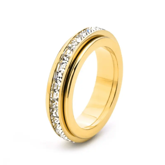 Elegant Gold-Plated Crystal Finger Ring