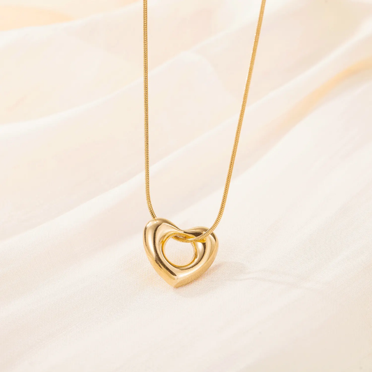 Sculpted Gold Plated Heart Necklace – Modern & Minimal