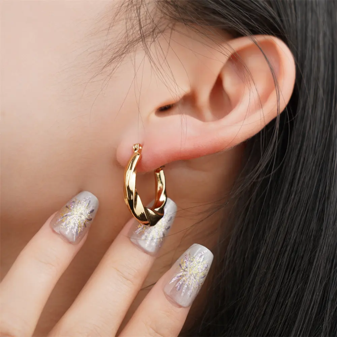 Gold-Plated Twisted Hoop Earrings – Anti-Tarnish