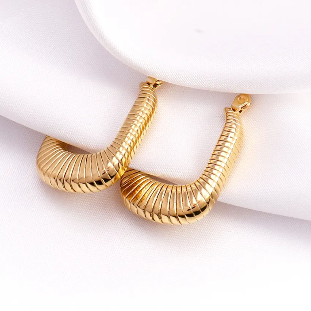 Snake Coil Hoop Earrings – Gold-Plated