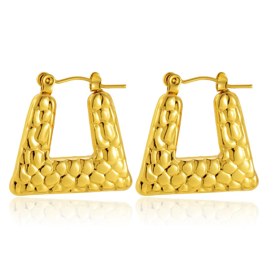 Geometric Hammered Hoop Earrings – Gold-Plated