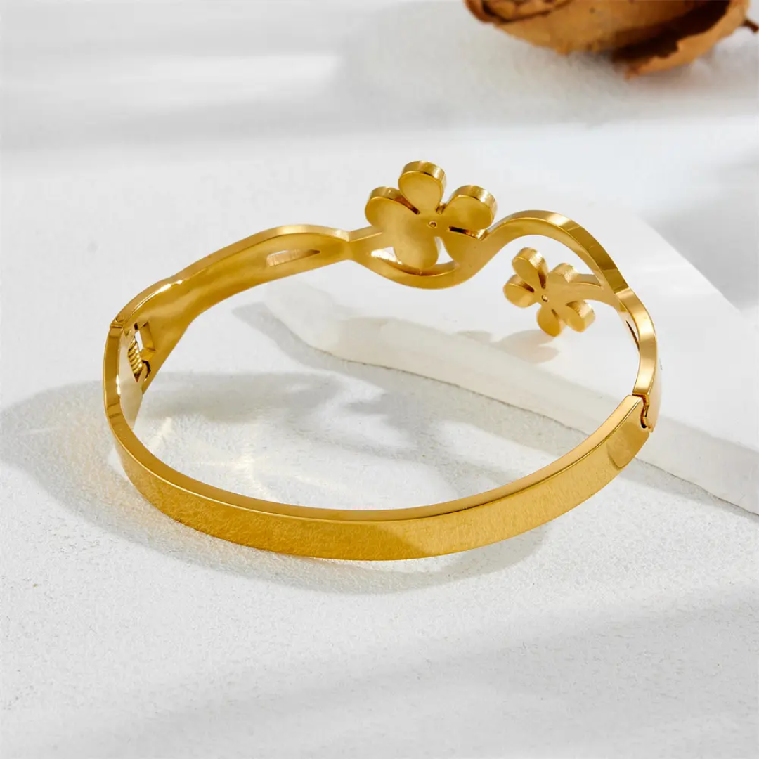 Gold Plated Anti-Tarnish Floral Kada with Stone Accents (Size 2.6 & 2.8)