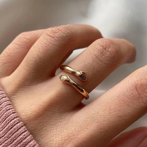Gold Plated Anti-Tarnish Hug Finger Ring