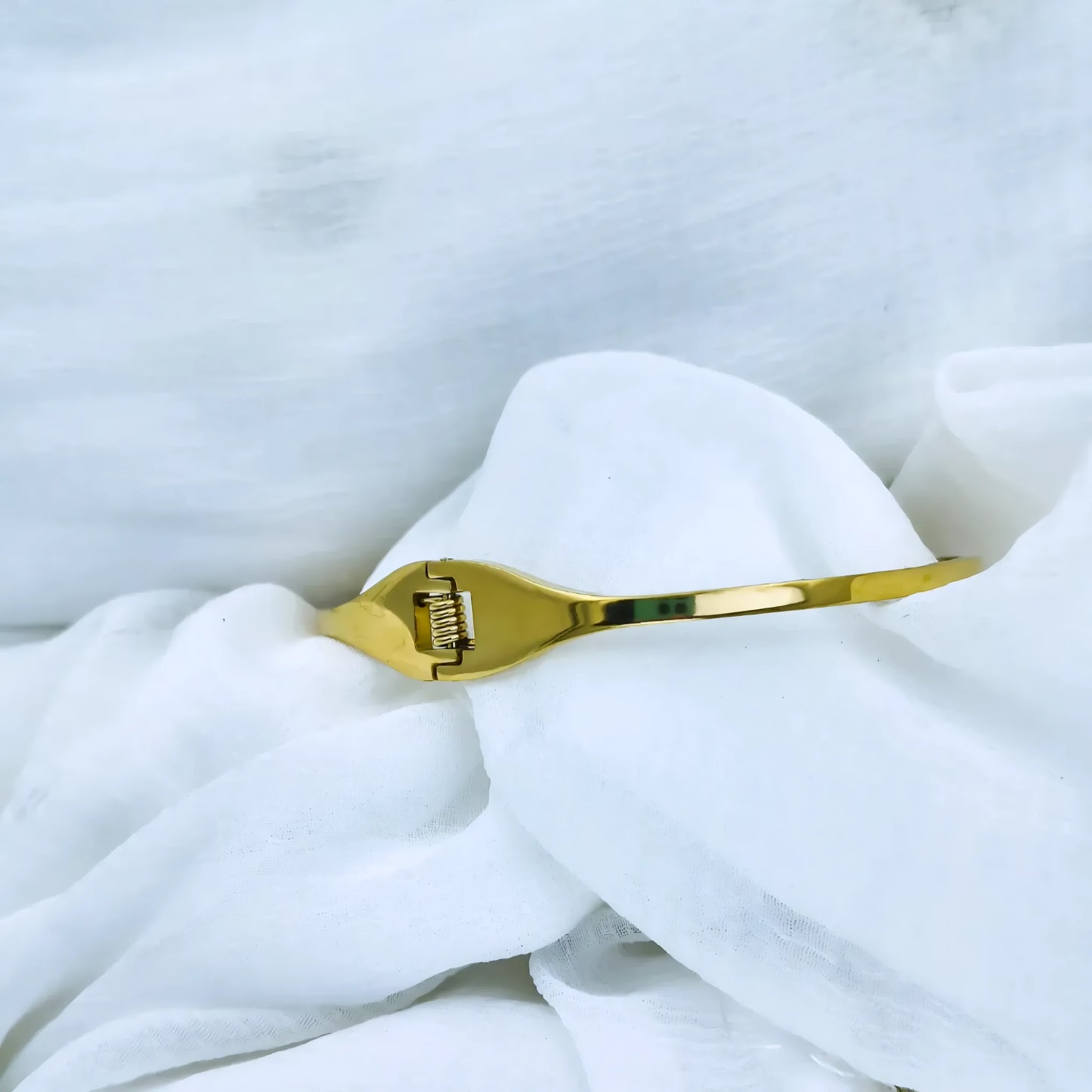 Black Clover Stone Anti-Tarnish Gold Plated Kada / Bracelet