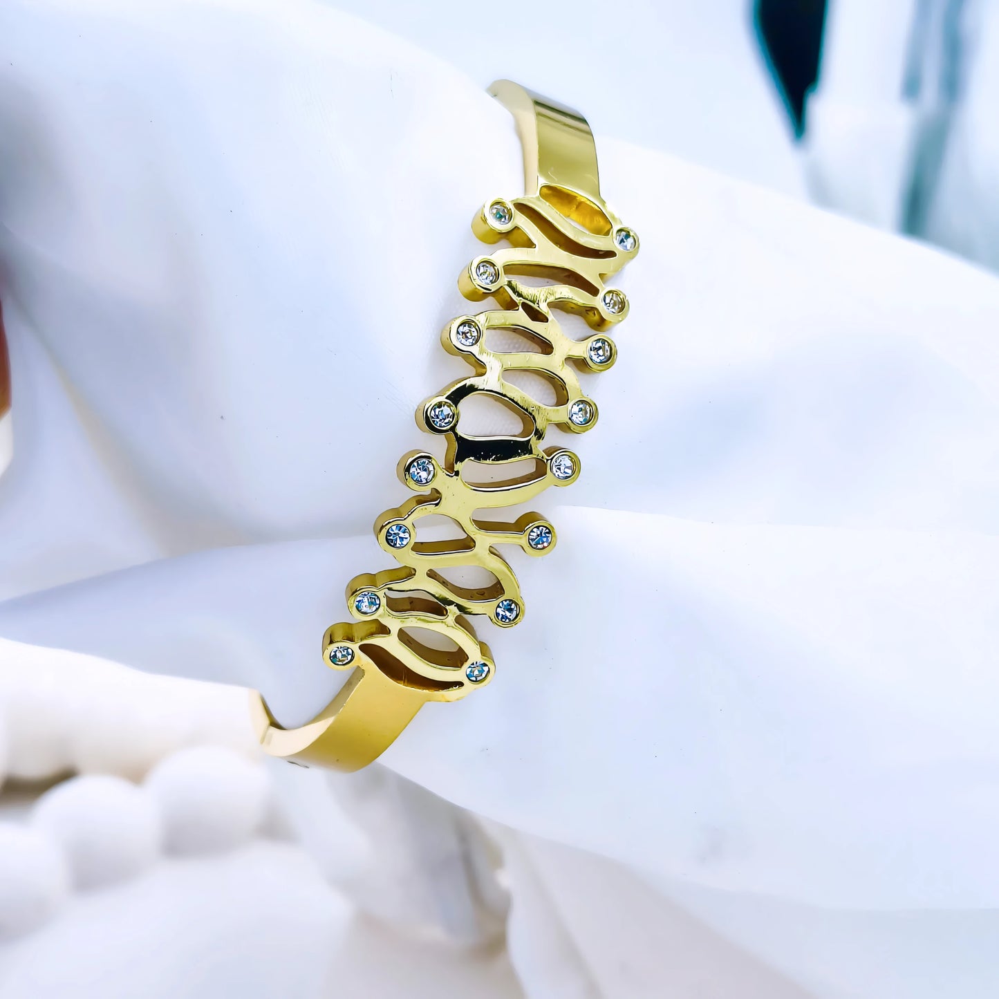 Abstract Crystal Accent Anti-Tarnish Gold Plated Kada / Bracelet