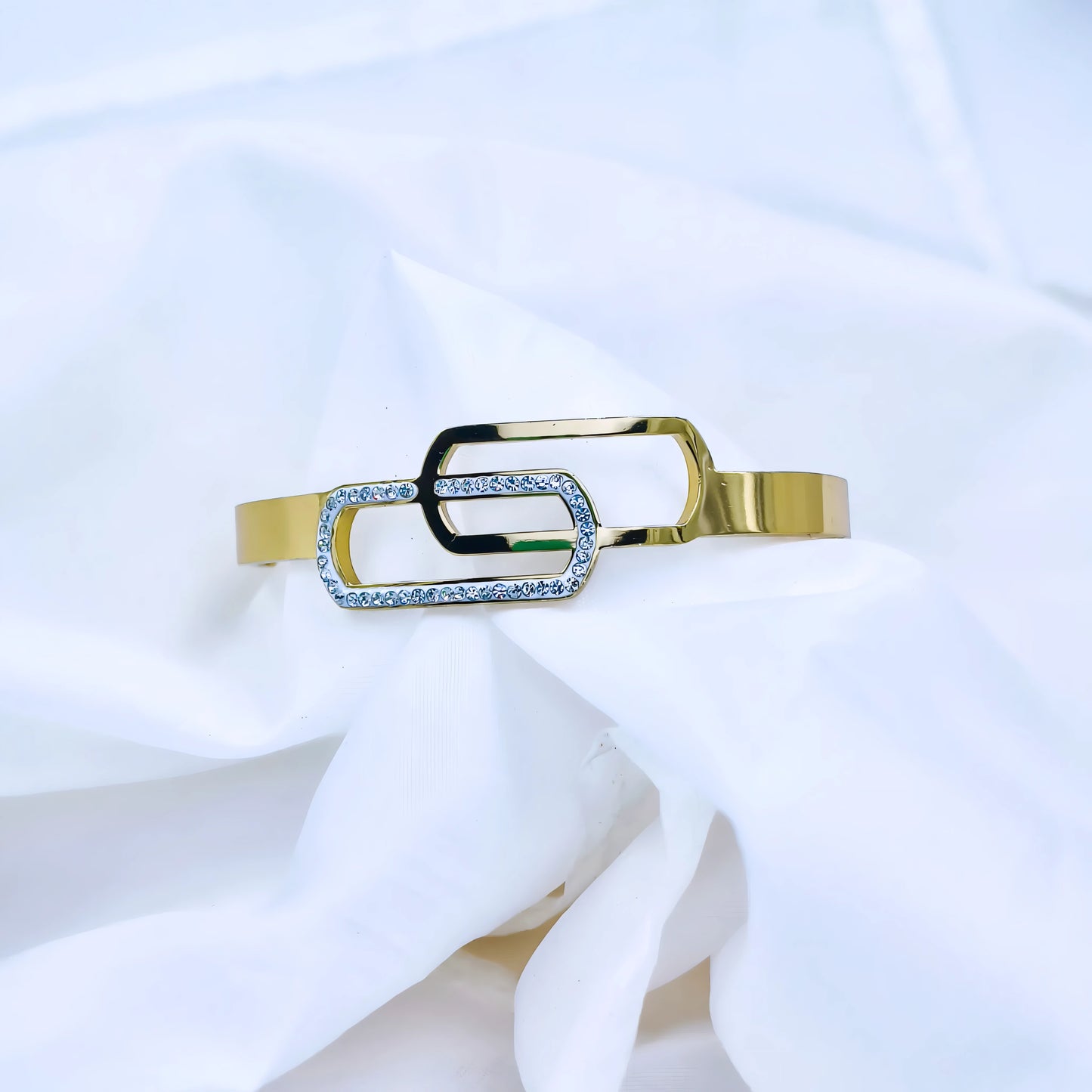 Linked Loop Crystal Accent Anti-Tarnish Gold Plated Kada / Bracelet