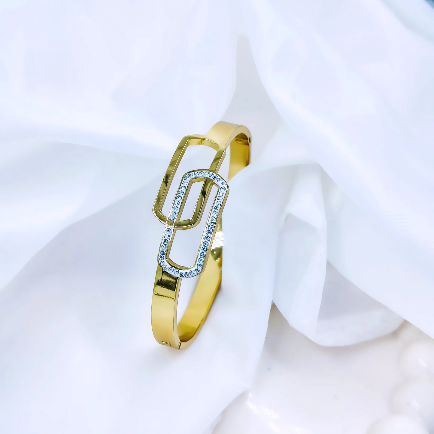 Linked Loop Crystal Accent Anti-Tarnish Gold Plated Kada / Bracelet