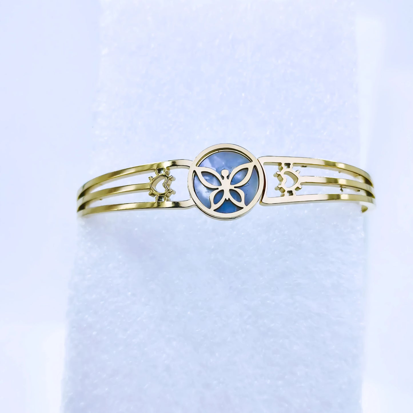 White Stone Floral Anti-Tarnish Gold Plated Kada / Bracelet