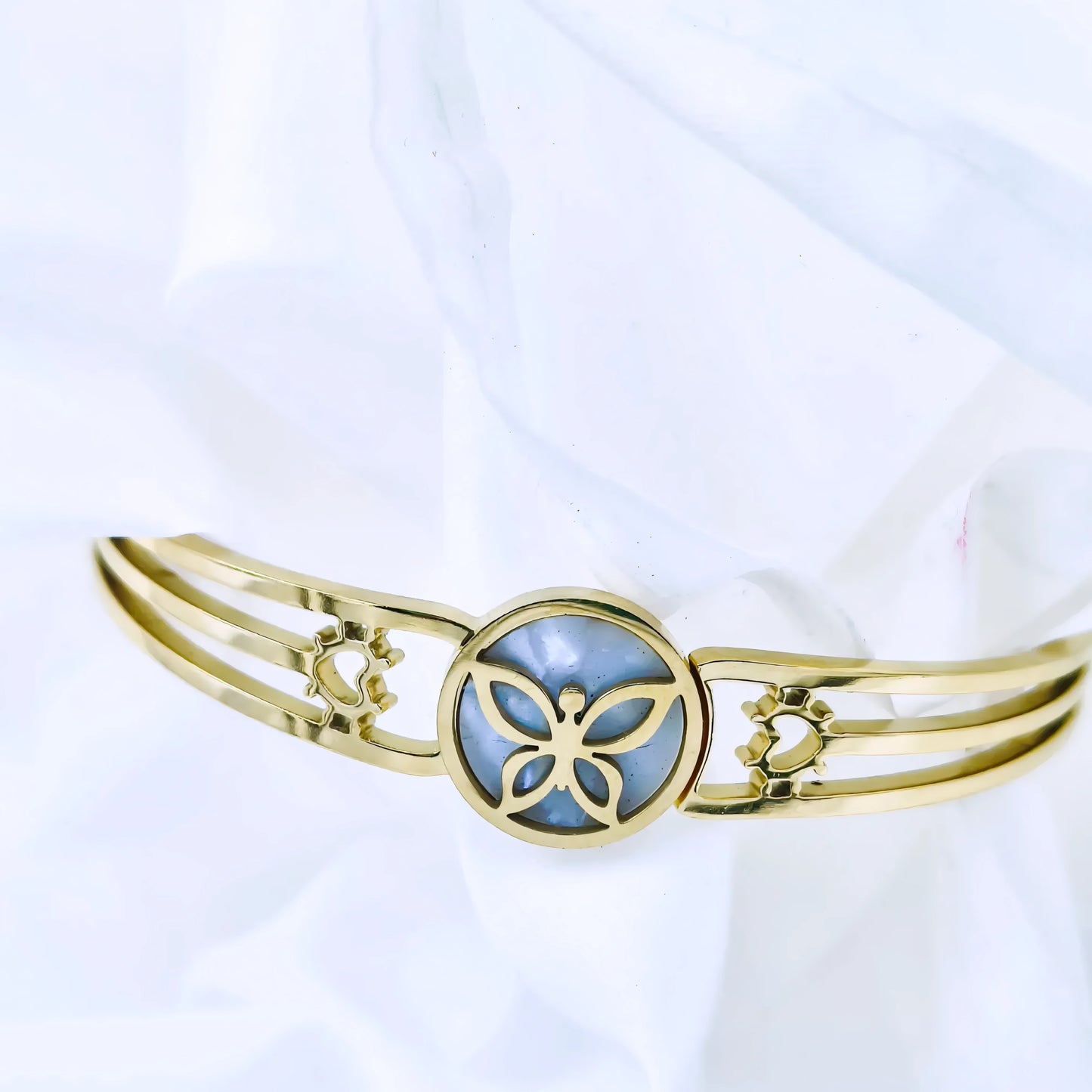 White Stone Floral Anti-Tarnish Gold Plated Kada / Bracelet