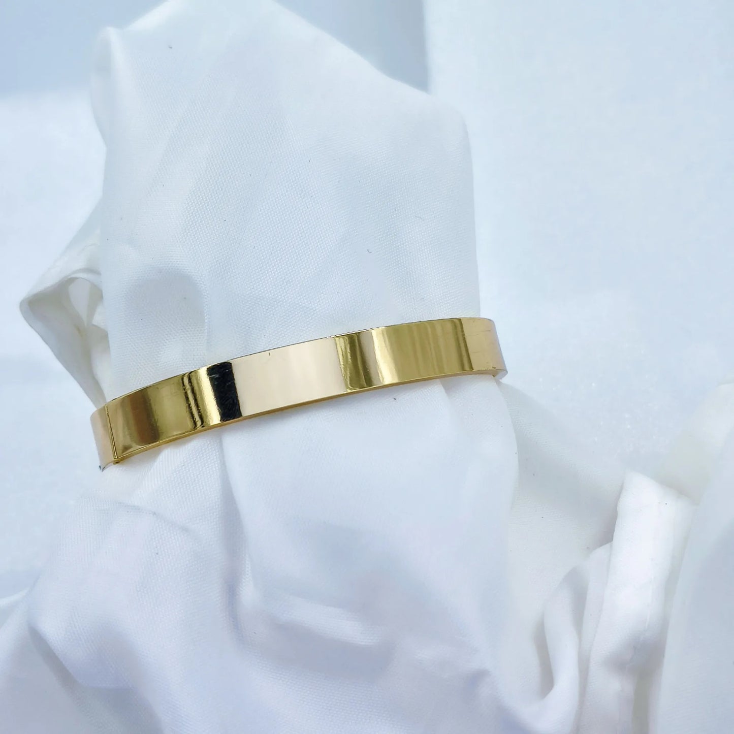 Anti Tarnish Gold Plated Kada Bracelet with White Stones & Designer Motif