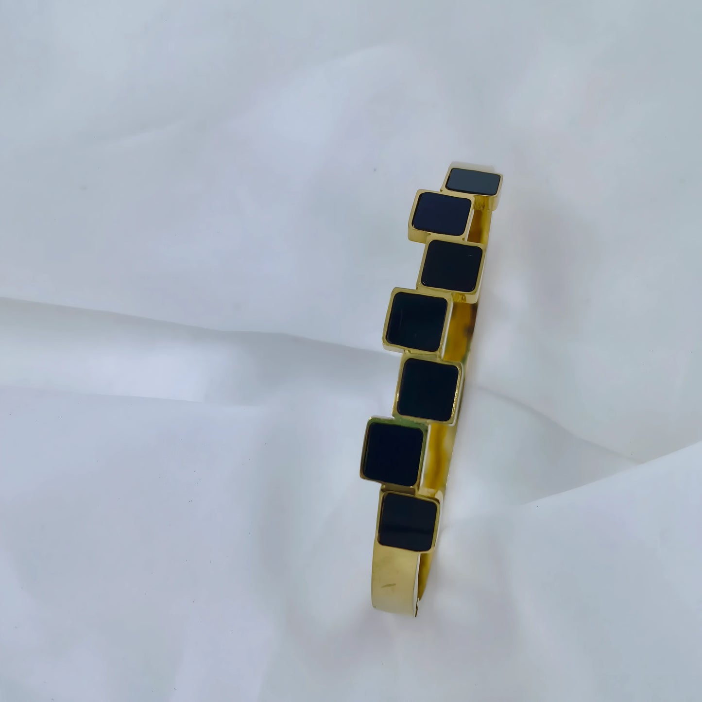 Anti Tarnish Black Stone Gold Plated Kada Bracelet