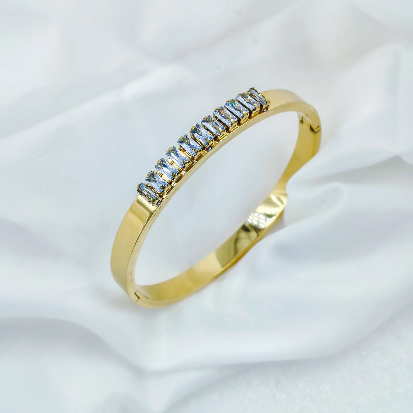Sparkling Crystal Line Gold Plated Anti-Tarnish Kada/Bracelet Free-Size
