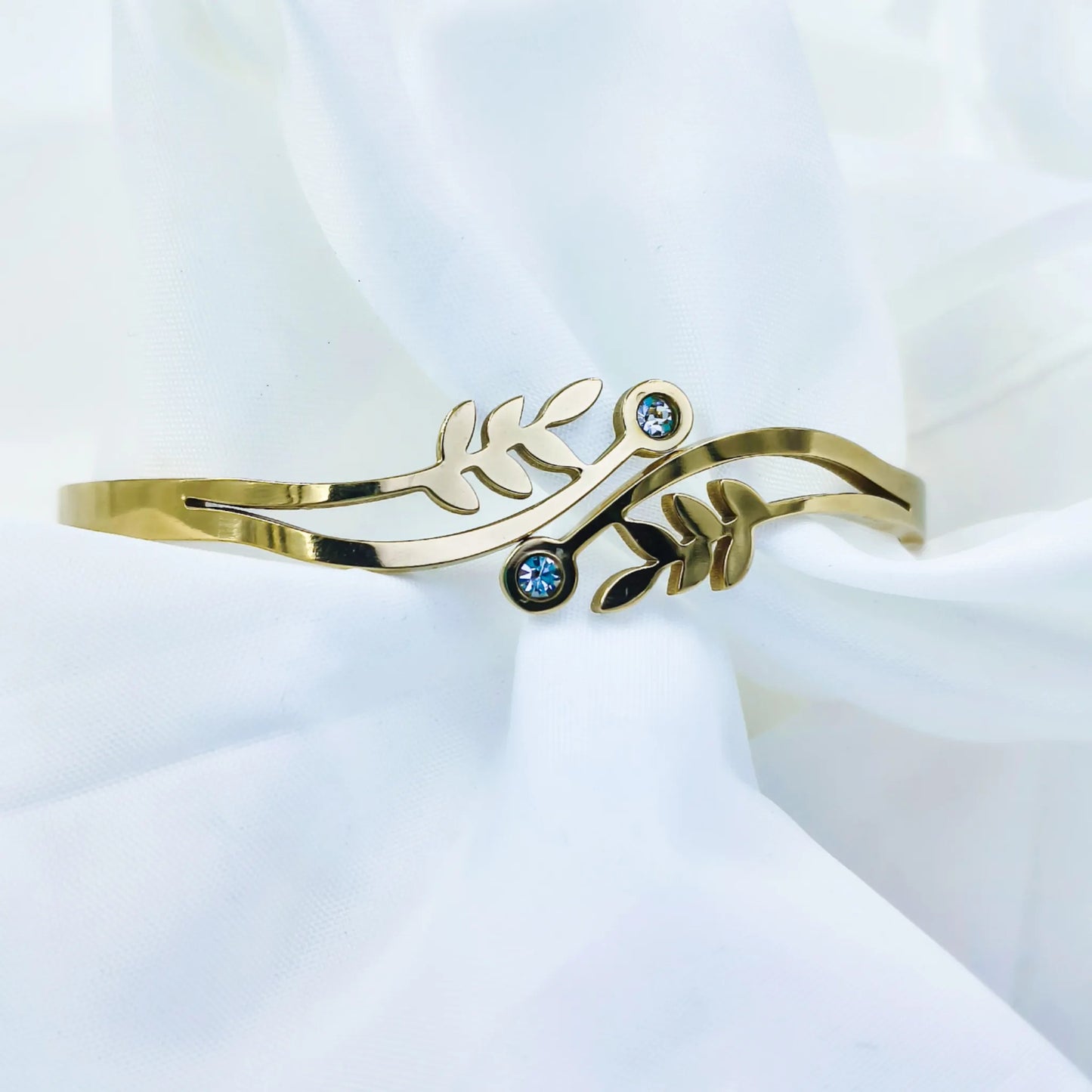 Leaf Motif Crystal Accent Anti-Tarnish Gold Plated Kada / Bracelet