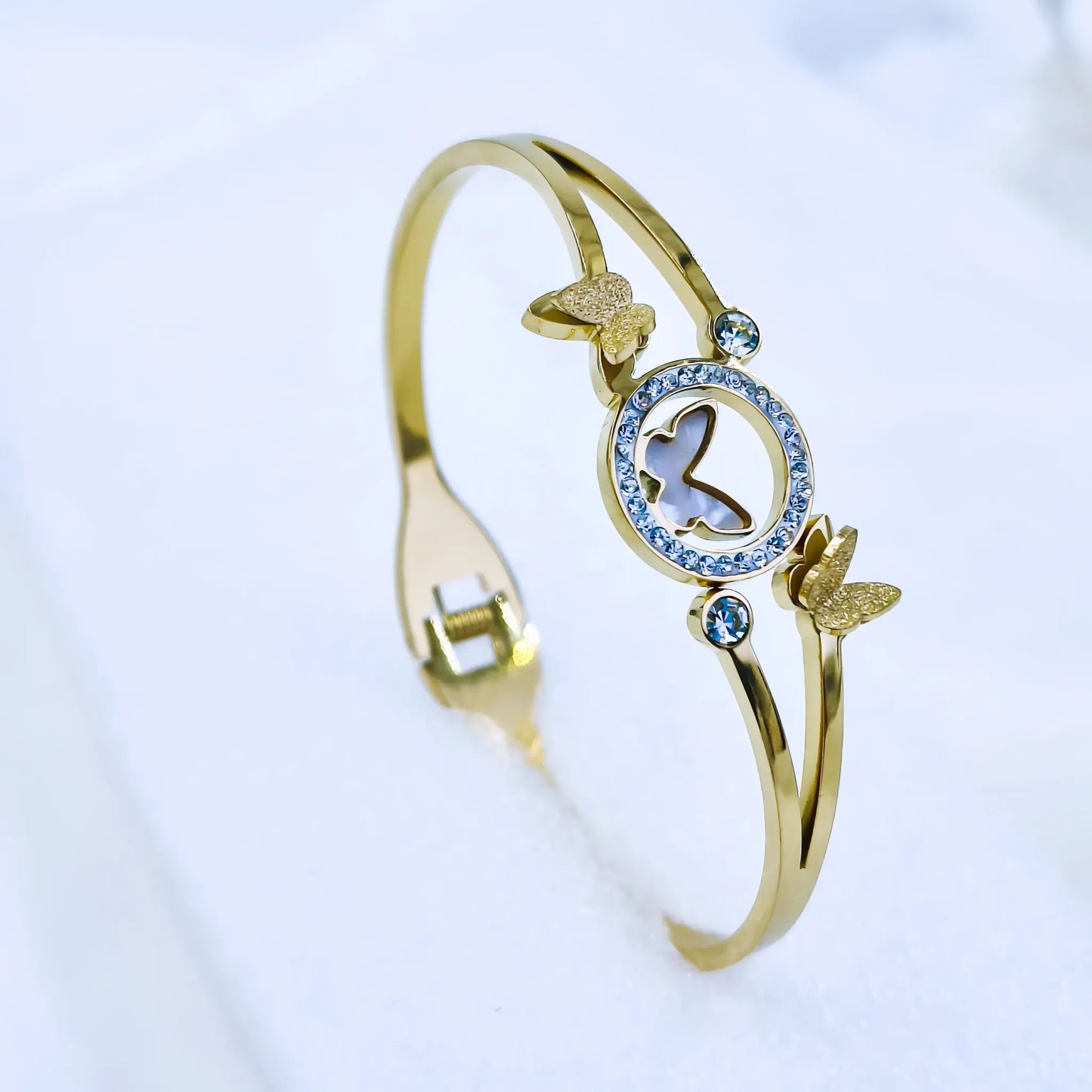 Butterfly Circle Crystal Accent Anti-Tarnish Gold Plated Kada / Bracelet