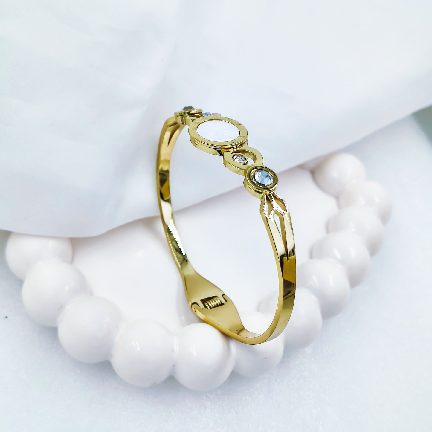 Gold Plated Stone Circle Kada – Anti Tarnish (Regular Size 2.6 & 2.8)