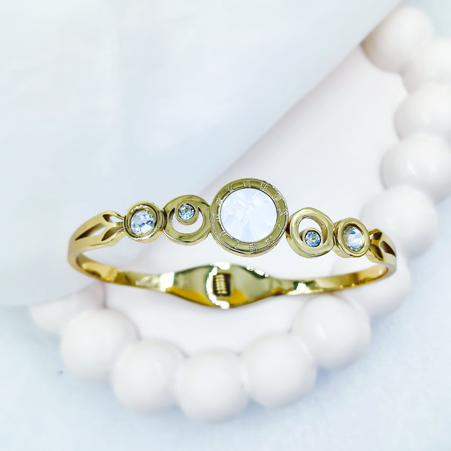 Gold Plated Stone Circle Kada – Anti Tarnish (Regular Size 2.6 & 2.8)