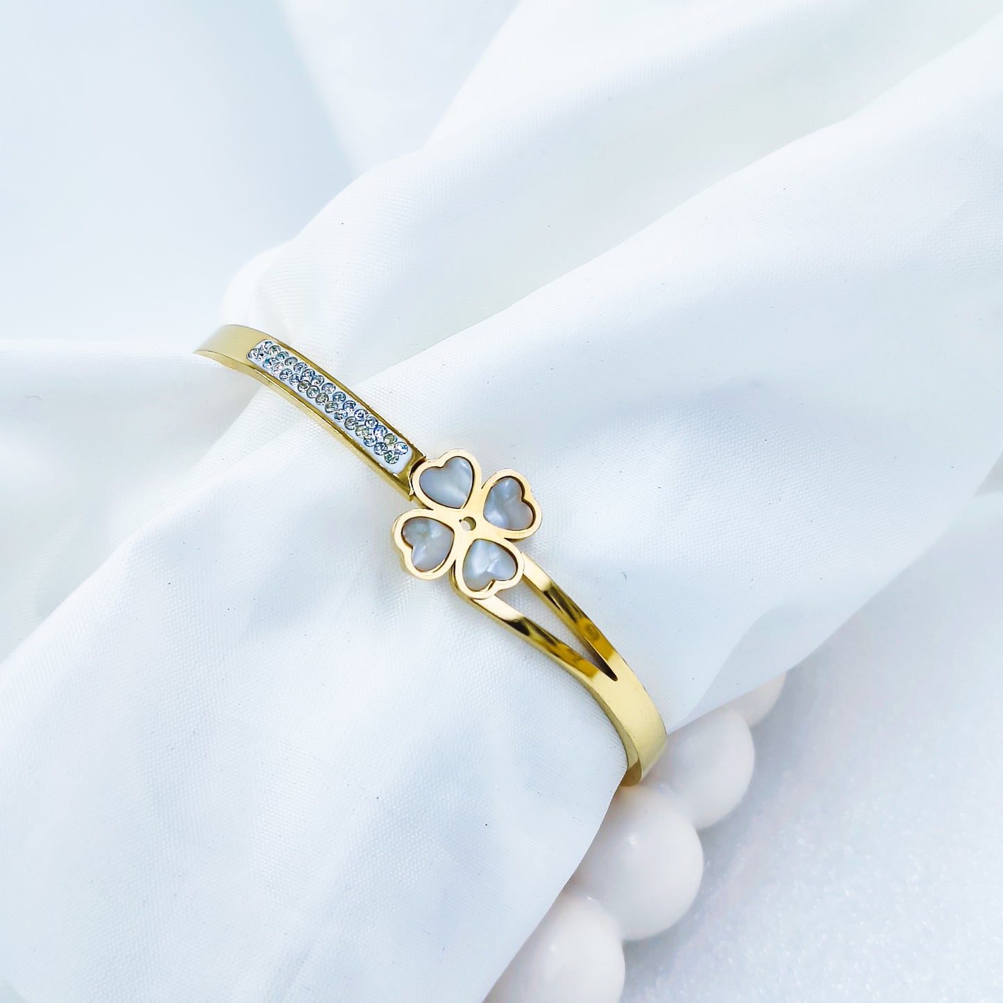 Gold Plated Heart Clover Kada – Anti Tarnish (Regular Size 2.6 & 2.8)