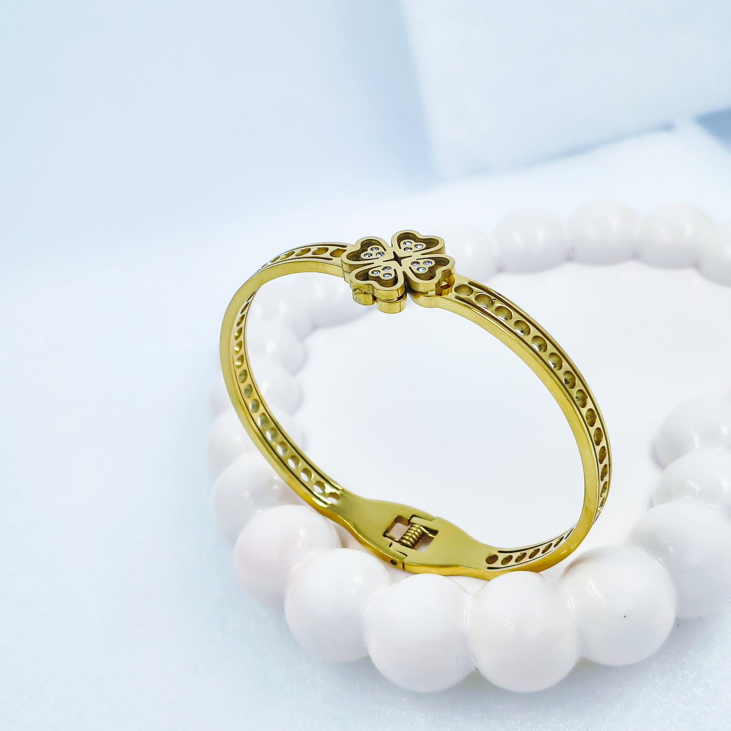 Gold Plated Four-Leaf Clover Kada – Anti Tarnish (Regular Size 2.6 & 2.8)