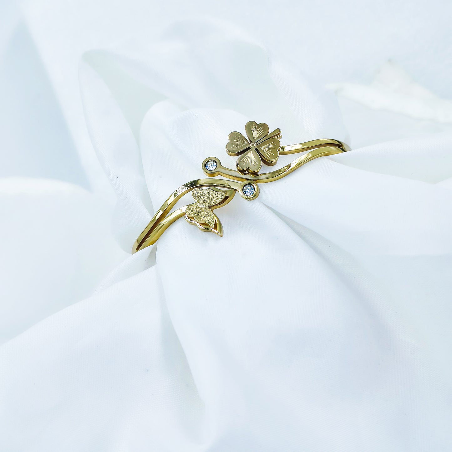 Floral Butterfly Gold Plated Anti-Tarnish Bracelet with Stones (Regular Size & 2.8)