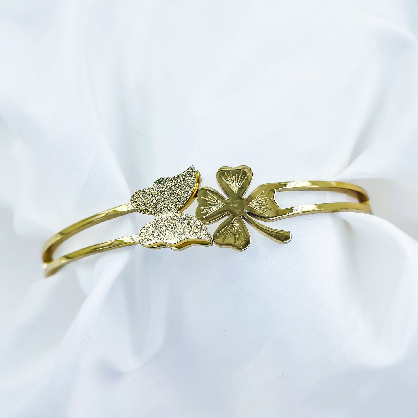 Floral Butterfly Gold Plated Anti-Tarnish Bracelet (Regular Size & 2.8)