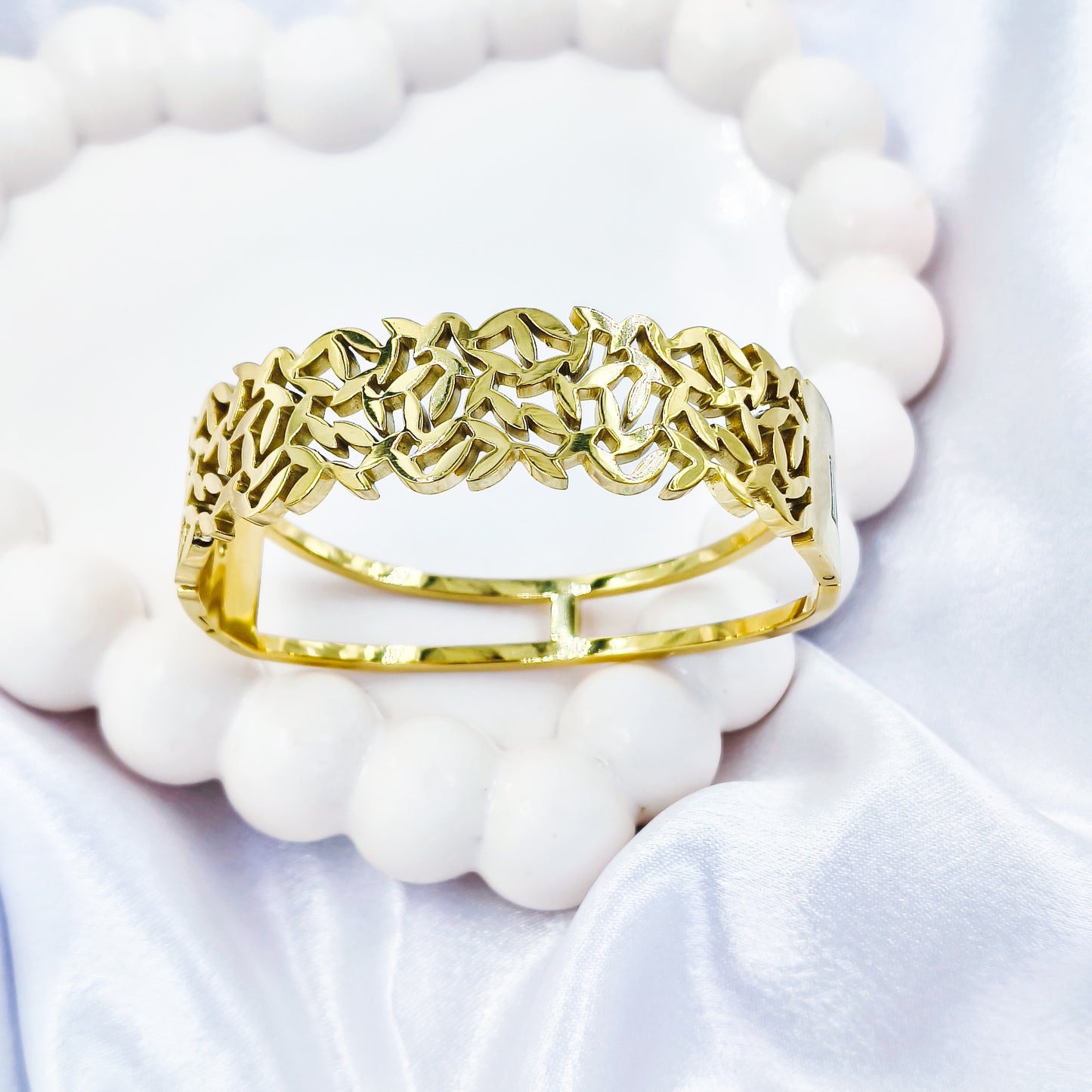 Anti-Tarnish Gold Plated Abstract Design Kada Bracelet Regular Size 2.8 | True Shiny Jewells