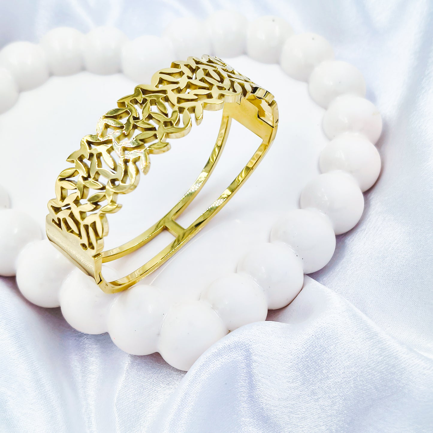 Anti-Tarnish Gold Plated Abstract Design Kada Bracelet Regular Size 2.8 | True Shiny Jewells