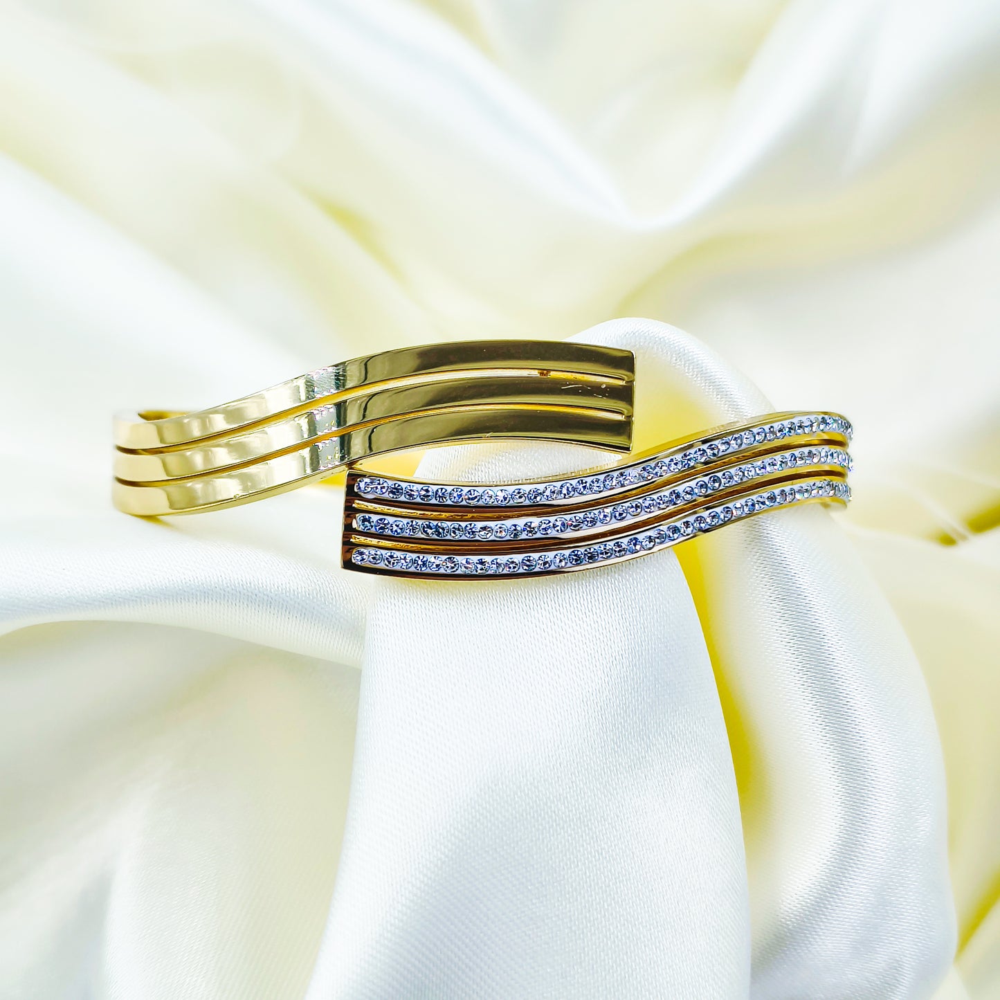 Anti-Tarnish Gold Plated Wave Design Kada Bracelet Regular Size 2.8 | True Shiny Jewells