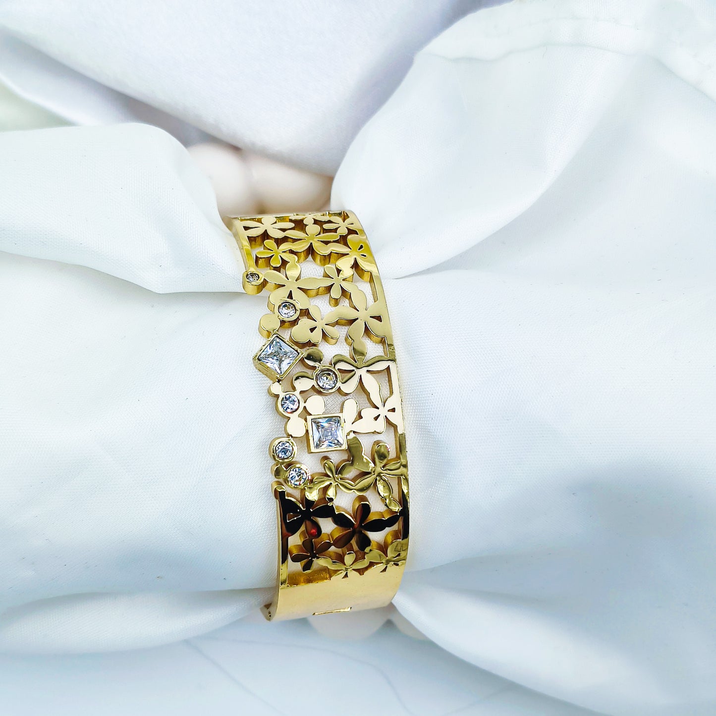 Anti-Tarnish Floral Cutwork Gold Plated Kada Bracelet for Women – Regular Size 2.8