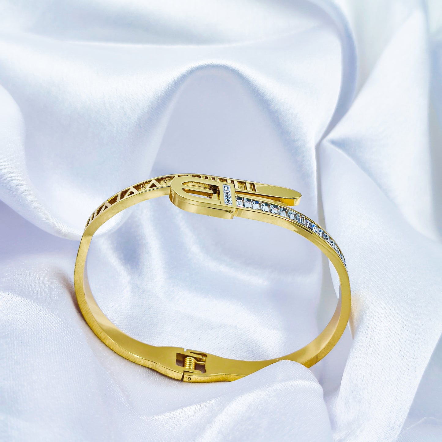 Anti-Tarnish Designer Gold Plated Kada Bracelet with Stone Belt Design – Regular Size 2.8