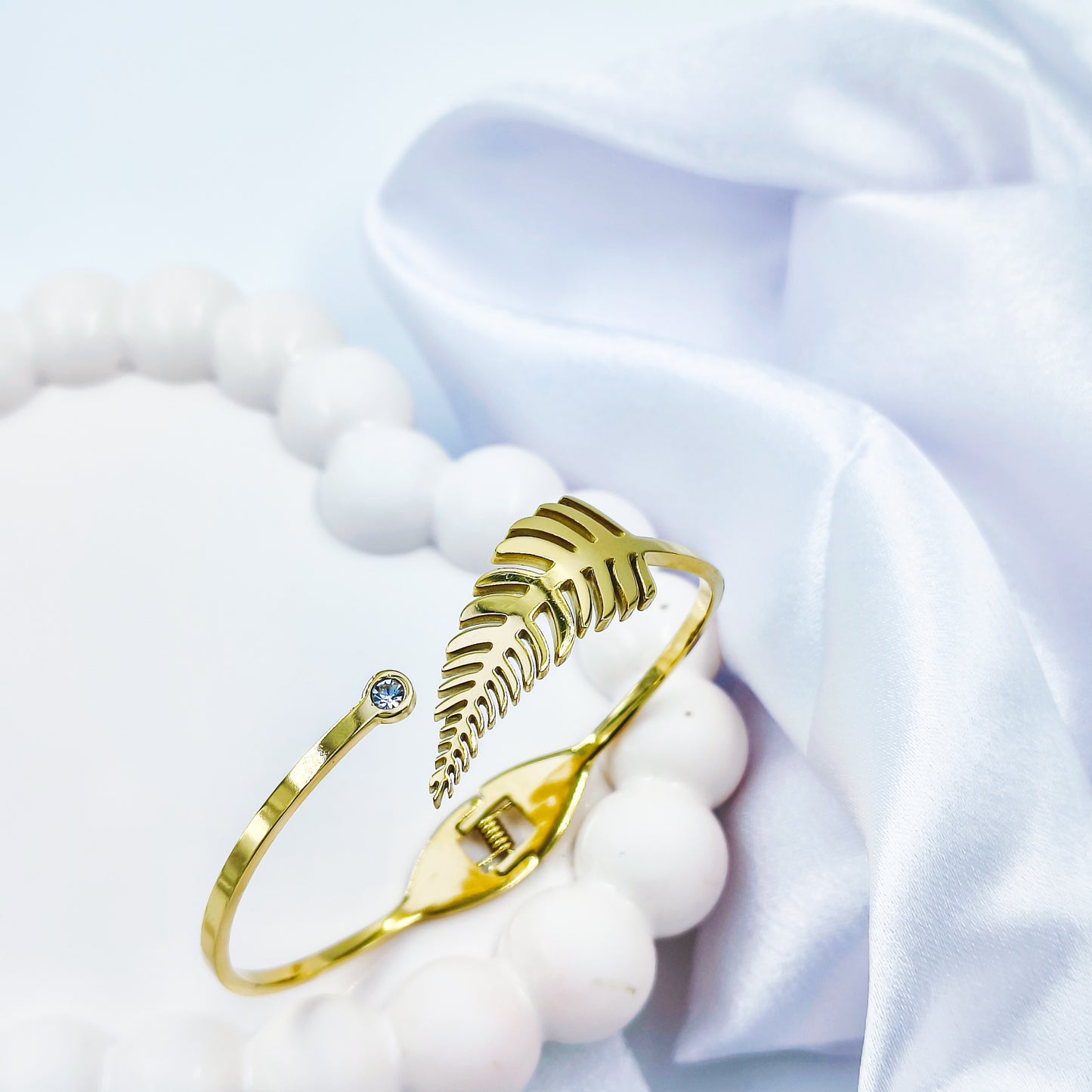 Anti-Tarnish Leaf Feather Design Gold Plated Kada Bracelet for Women – Regular Size 2.8