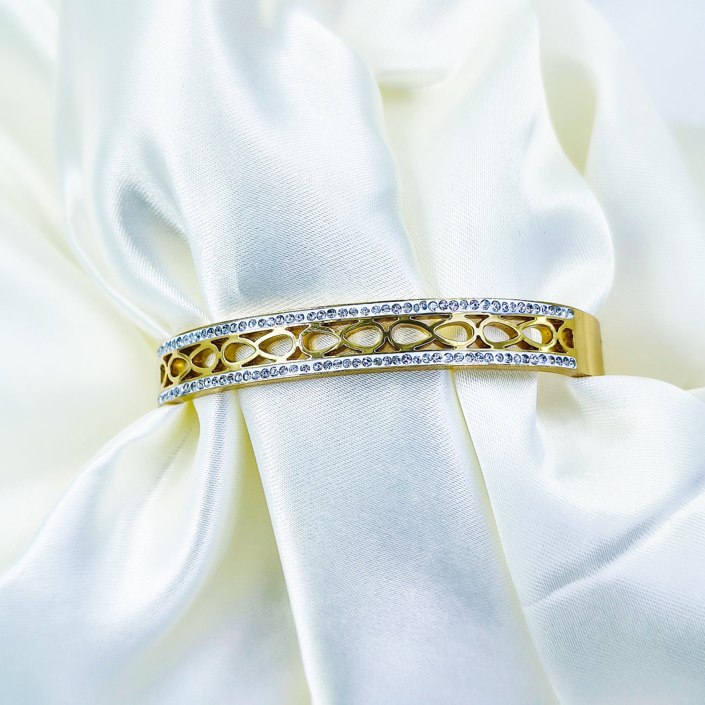 Anti-Tarnish Dual Layer Gold Plated Kada Bracelet for Women – Regular Size 2.8