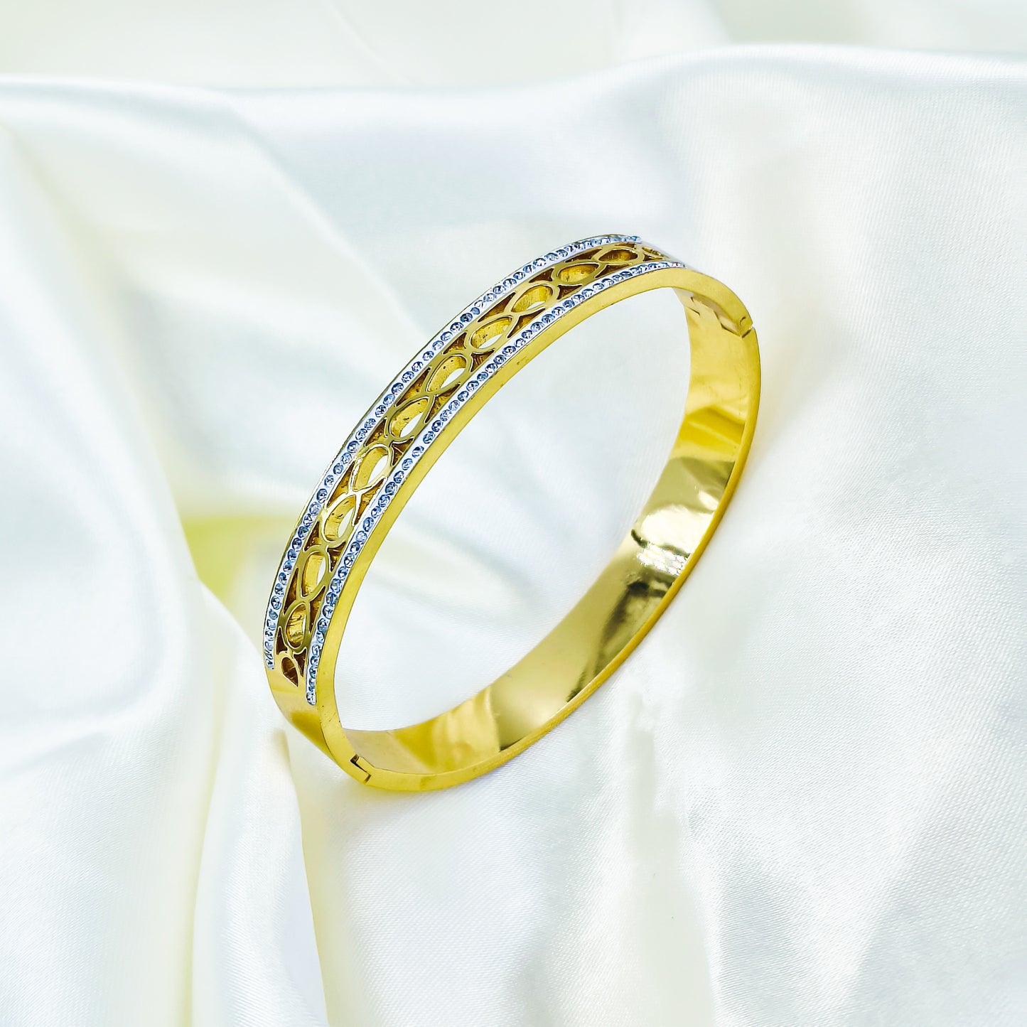 Anti-Tarnish Dual Layer Gold Plated Kada Bracelet for Women – Regular Size 2.8