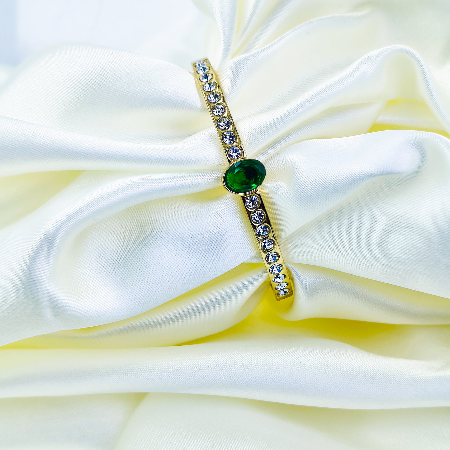 Anti-Tarnish Gold Plated Kada/Bracelet with Green Stone – Size 2.4