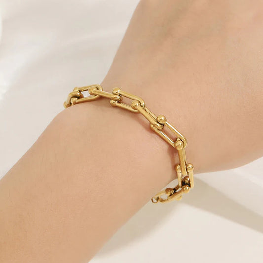 Anti Tarnish Stylish Gold Plated Designer Bracelet for Women