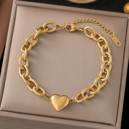 Anti Tarnish Gold-Plated Heart Charm Bracelet for Women