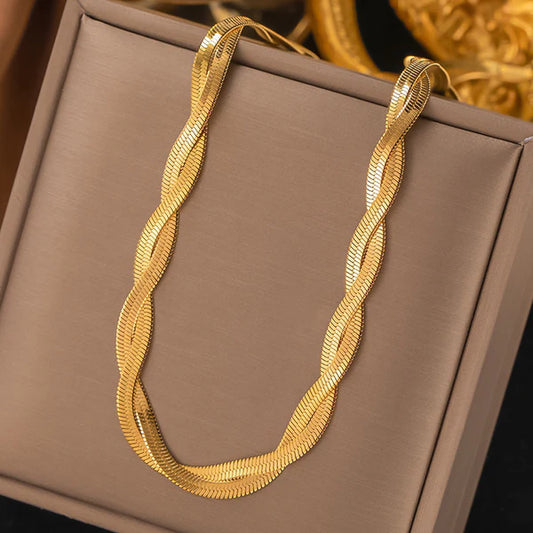 Anti Tarnish Gold Plated Twist Flat Chain Necklace for woman