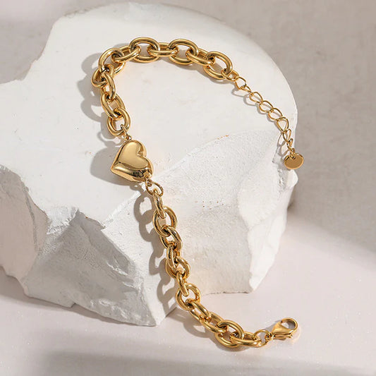 Anti Tarnish Gold-Plated Heart Charm Bracelet for Women