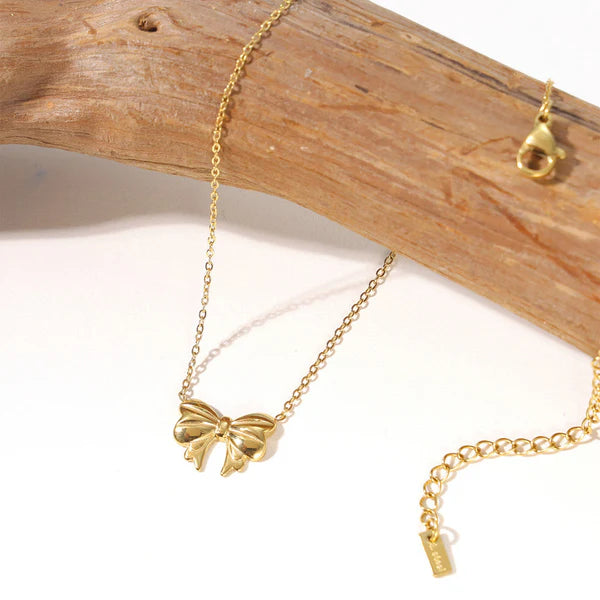 Elegant Gold-Plated Bow Anti Tarnish Pendant Necklace For Women