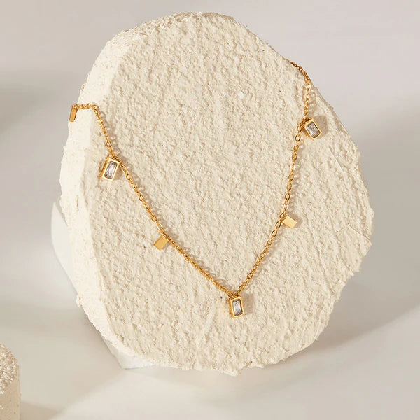 18K Gold Plated Geometric Premium Pendant/Necklace For Women