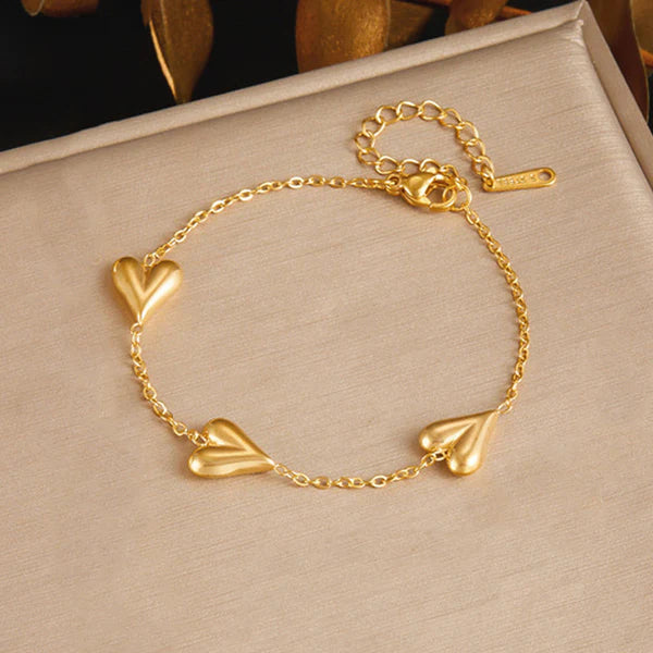 Gold-Plated Dangling Heart Anti Tarnish Bracelet for Women