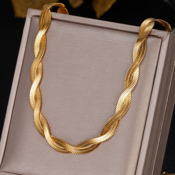 Anti Tarnish Gold Plated Twist Flat Chain Necklace for woman