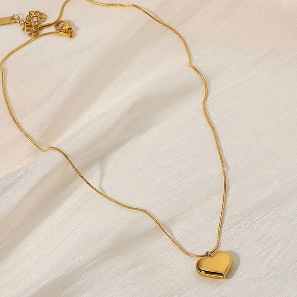 18K Gold Plated Heart Shaped Premium Pendant/Necklace