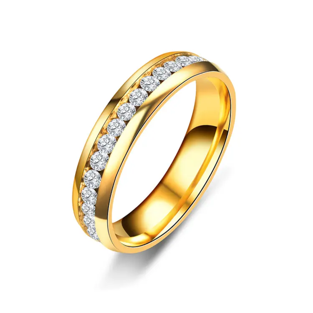 Sparkling Gold-Plated Diamond Band Ring