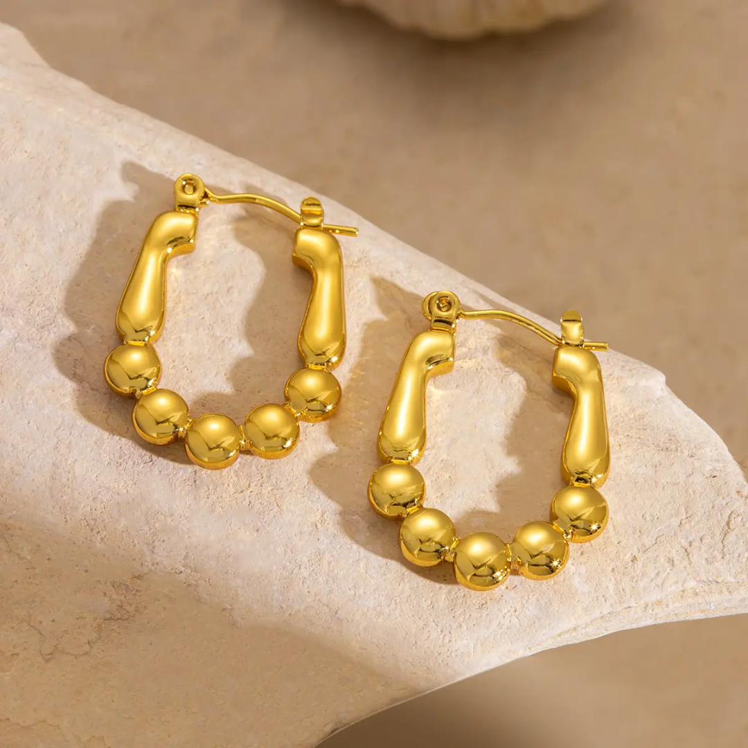 Beaded Elegance Hoop Earrings – Gold-Plated