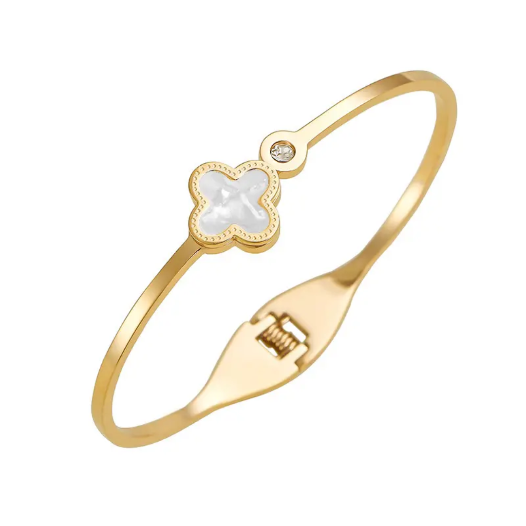 Single Clover White Enamel Gold Plated Anti-Tarnish Bracelet (Size 2.6, 2.8 & Regular)