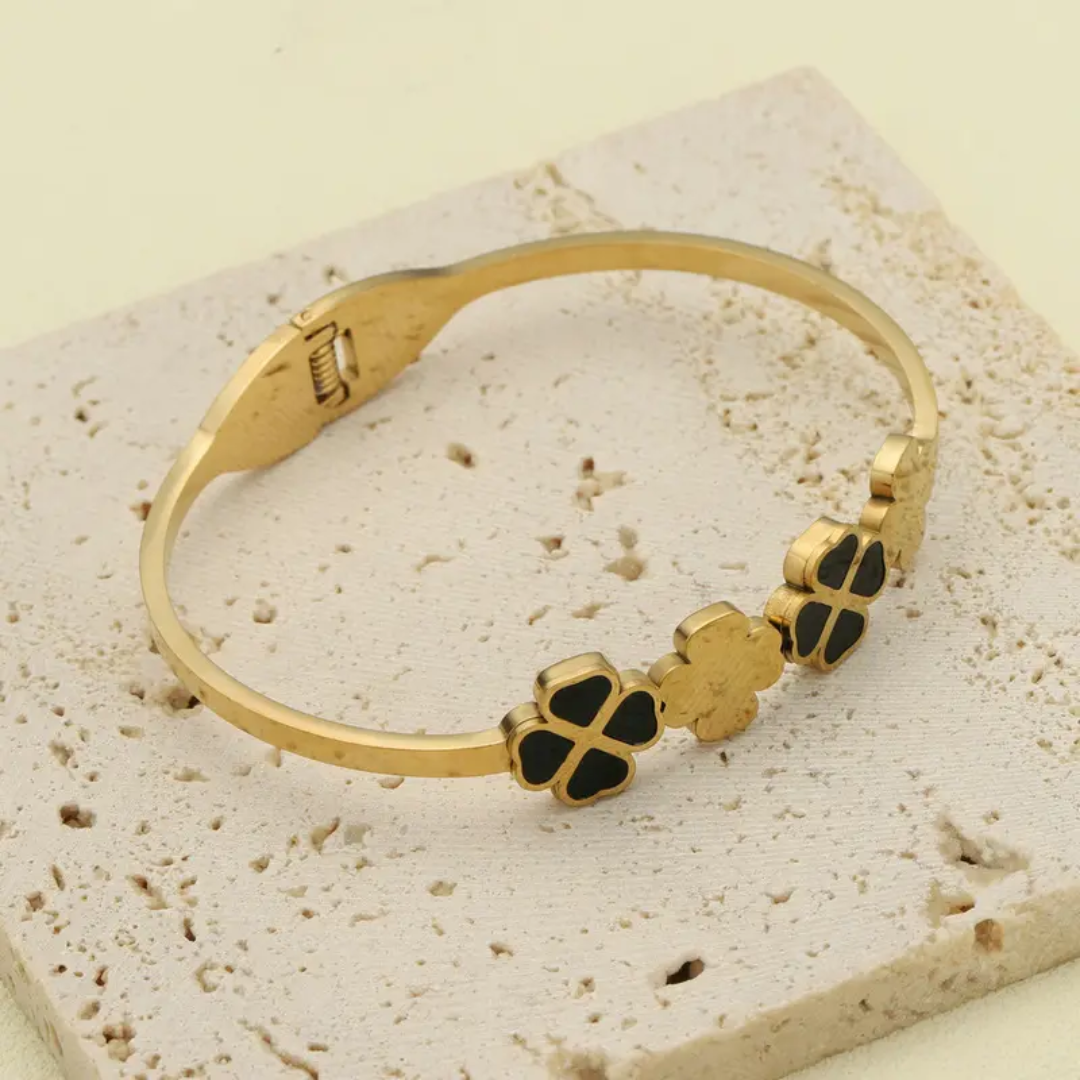 Four Clover Gold Plated Anti-Tarnish Bracelet (Regular Size & 2.8)