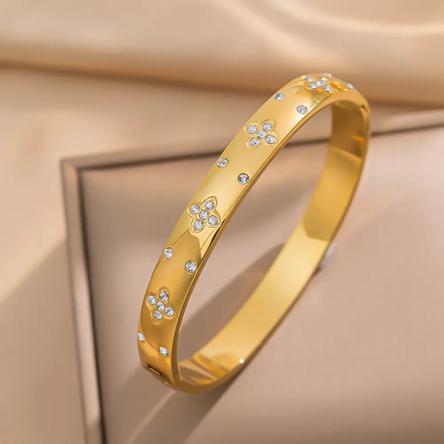 ✨ Anti-Tarnish Gold Plated Kada Bracelet with Crystal Floral Design