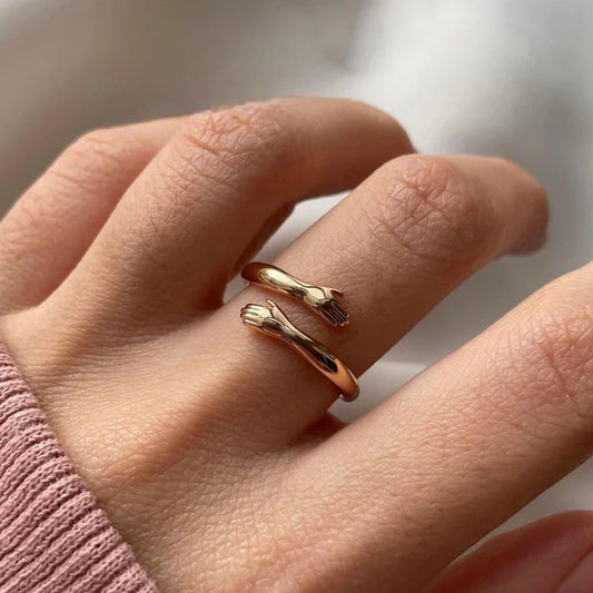 Gold Plated Anti-Tarnish Hug Finger Ring