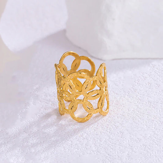 Gold Plated Anti Tarnish Linked Circle Finger Ring